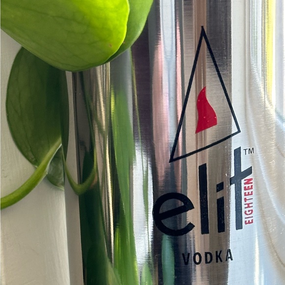 elit vodka silver shiny cocktail shaker - three pieces - Picture 4 of 8